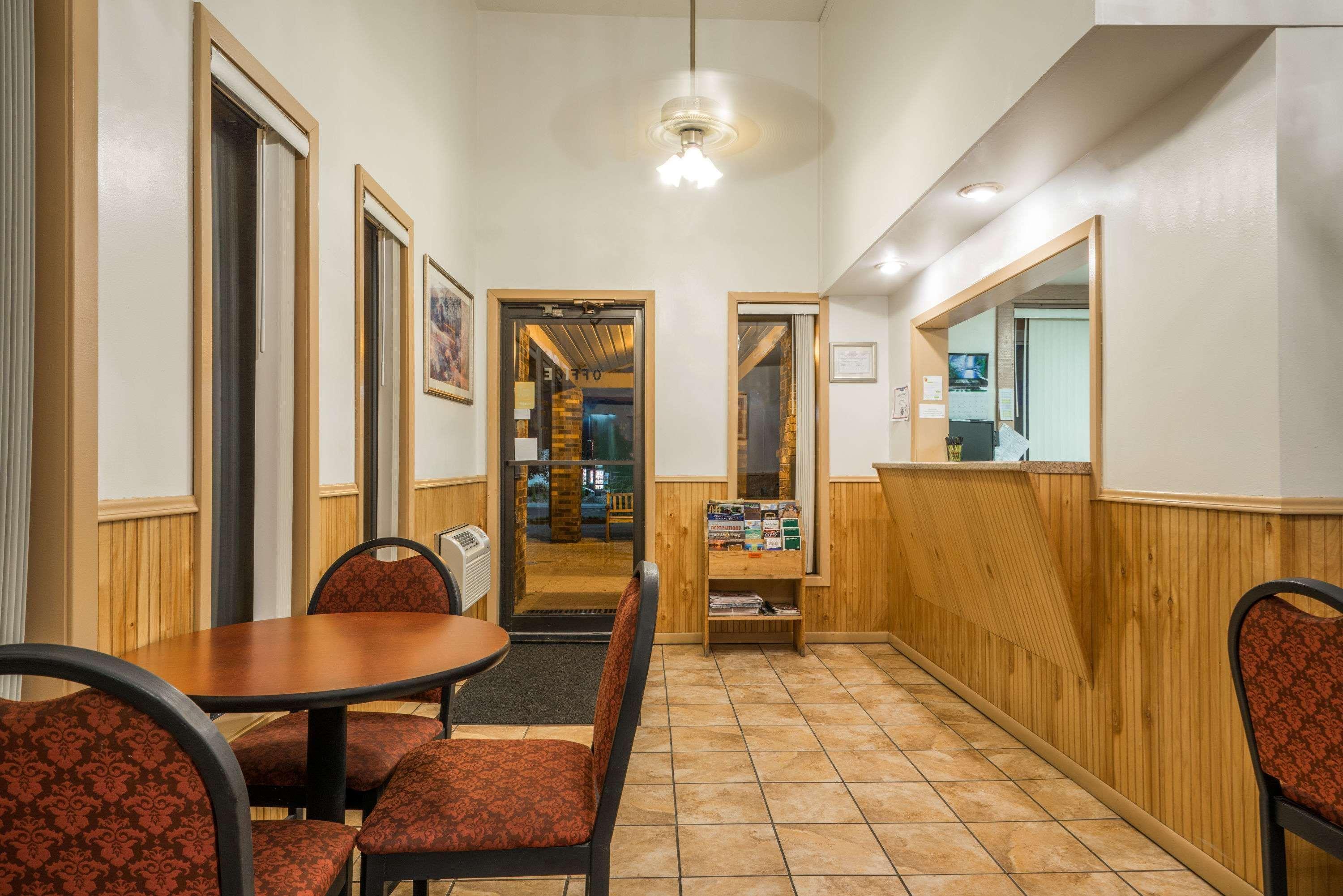 Super 8 By Wyndham Fergus Falls エクステリア 写真